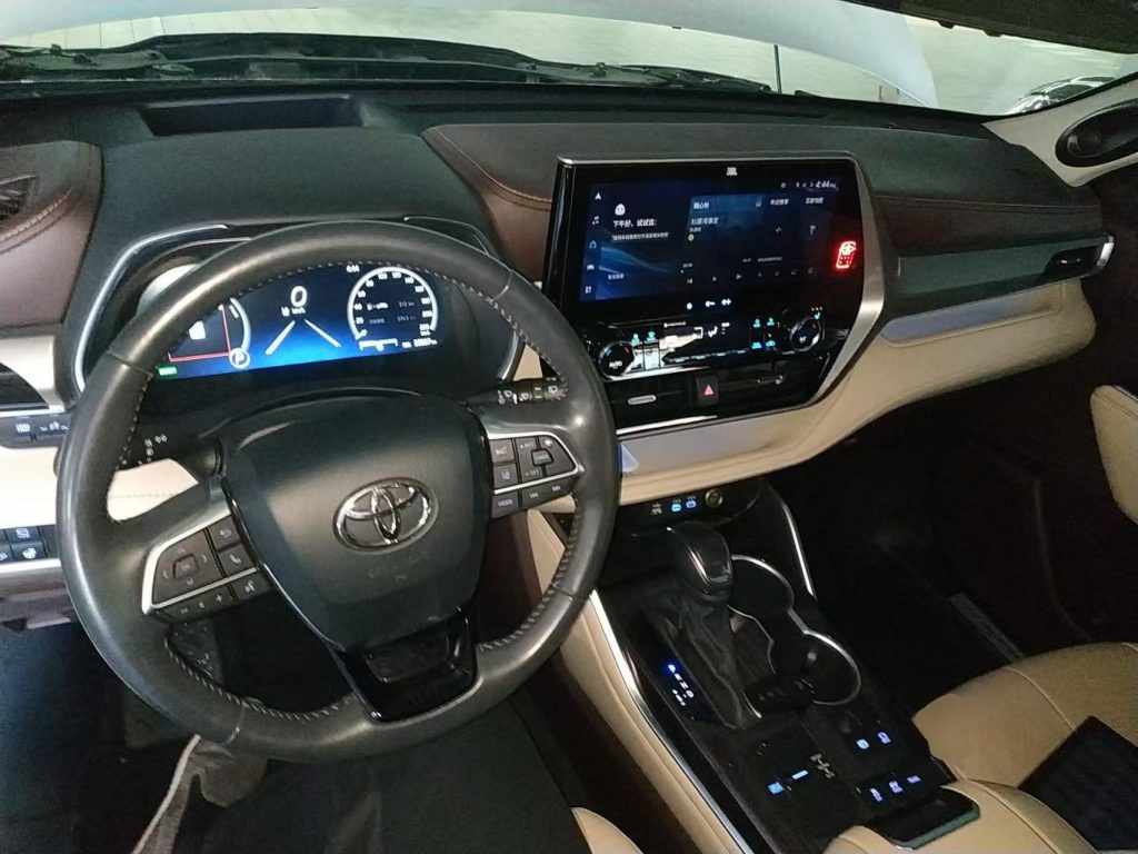 Toyota Highlander 2022 Twin Engine 2.5L 4WD Supreme Edition - Huishida Trading