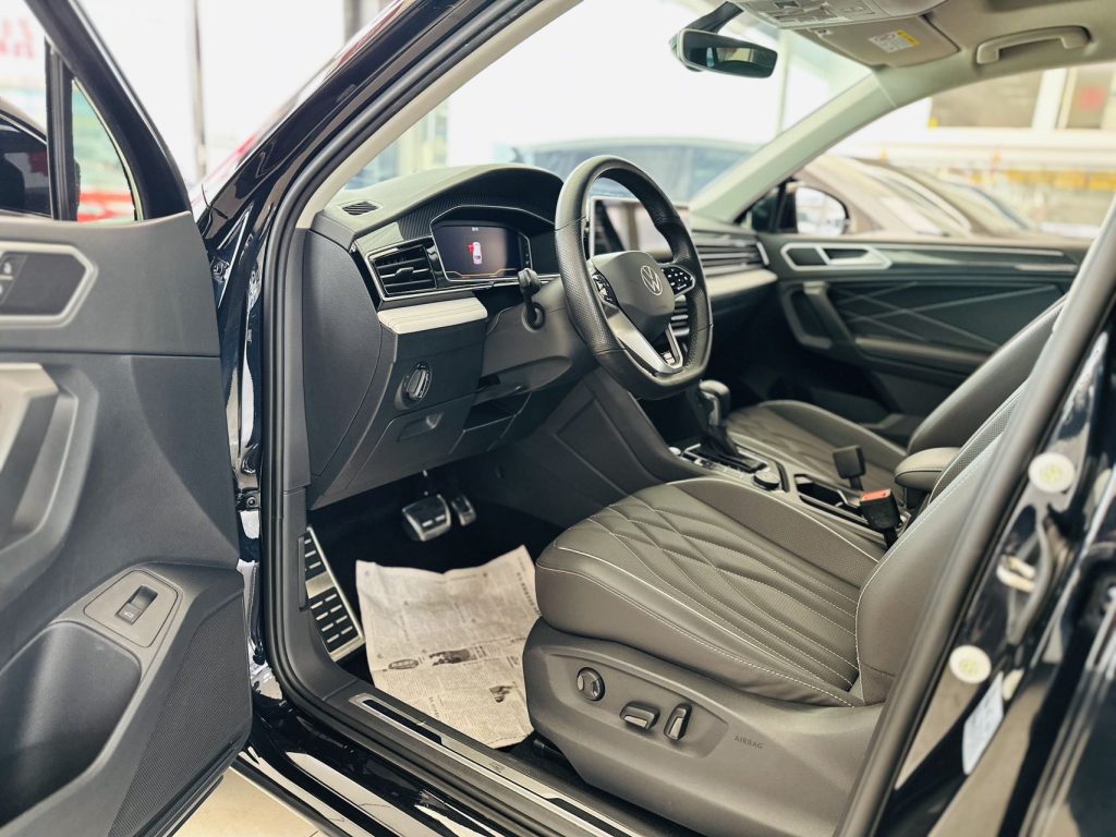 VOLKSWAGEN TIGUAN L 2022 380TSI Auto 4WD R-Line 7-Seater - Huishida Trading