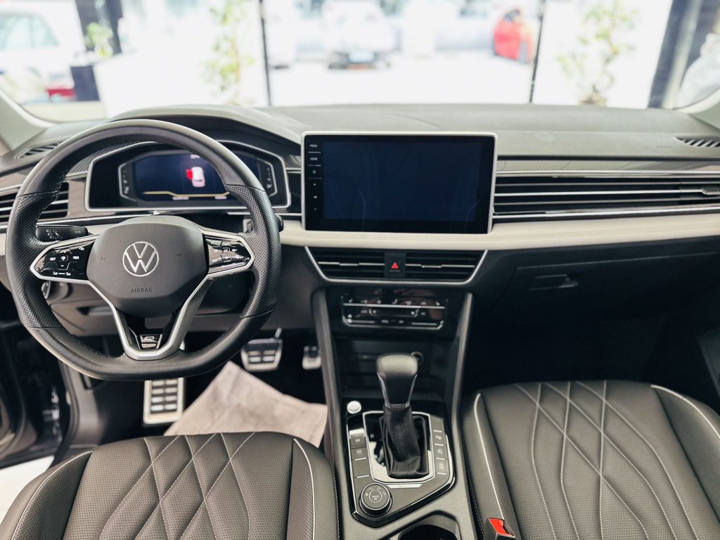 VOLKSWAGEN TIGUAN L 2022 380TSI Auto 4WD R-Line 7-Seater - Huishida Trading
