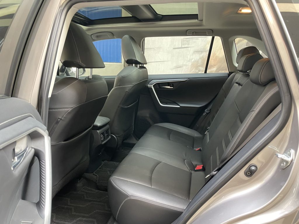 Toyota RAV4 2020 2.0L CVT 2WD Premium Edition - Huishida Trading