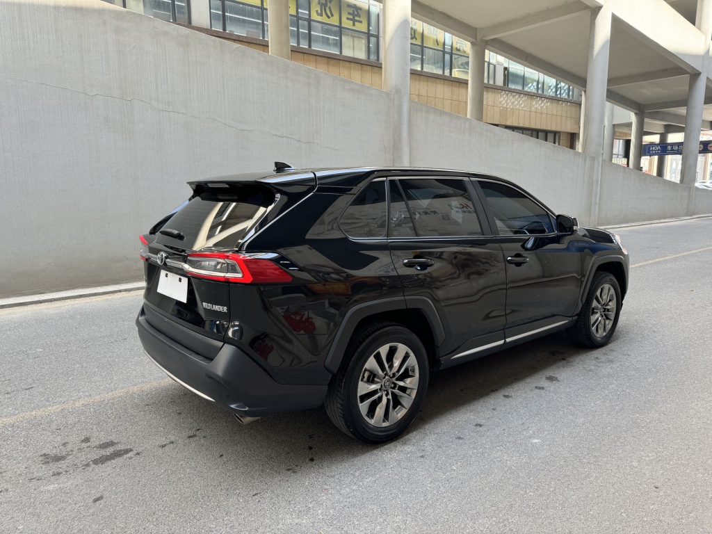 TOYOTA WILDLANDER 2022 2.0L CVT 2WD Luxury PLUS Edition - Huishida Trading