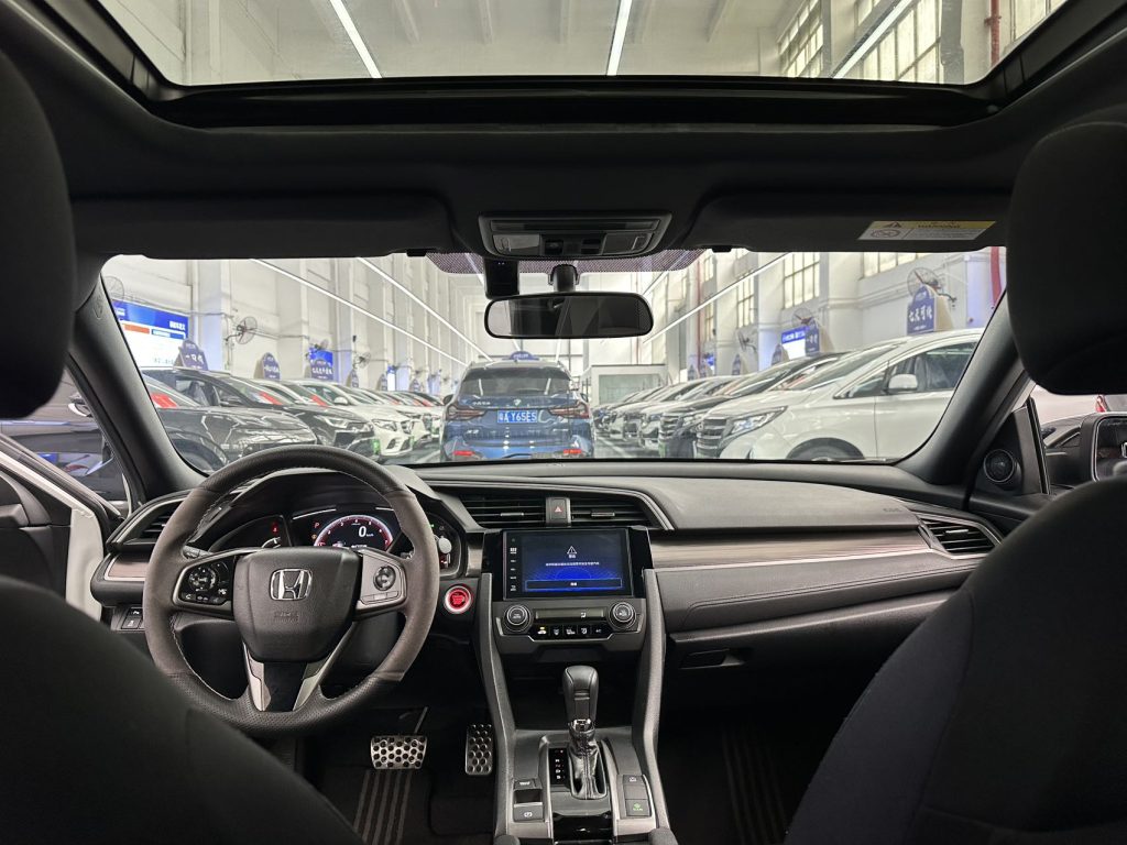 Honda Civic 2021 HATCHBACK 220TURBO CVT Tide Cool Control National VI - Huishida Trading