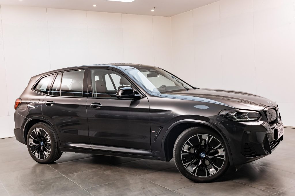 BMW iX3 Автомобиль 2023 Vanguard - Huishida Trading