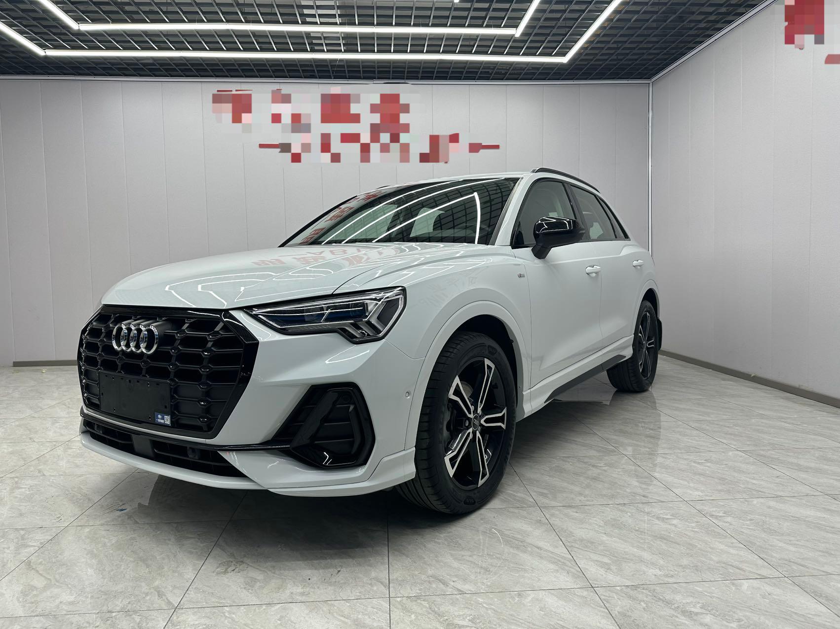 AUDI Q3 2021 35 TFSI Stylish Dynamic