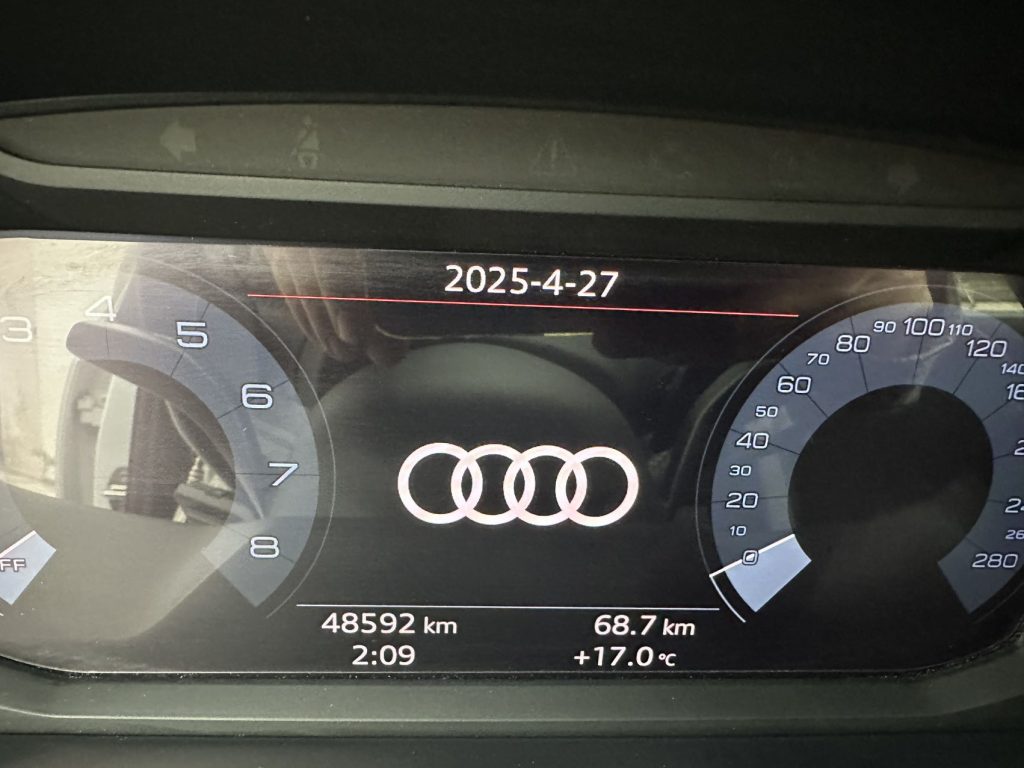 AUDI Q3 2021 35 TFSI Stylish Dynamic - Huishida Trading