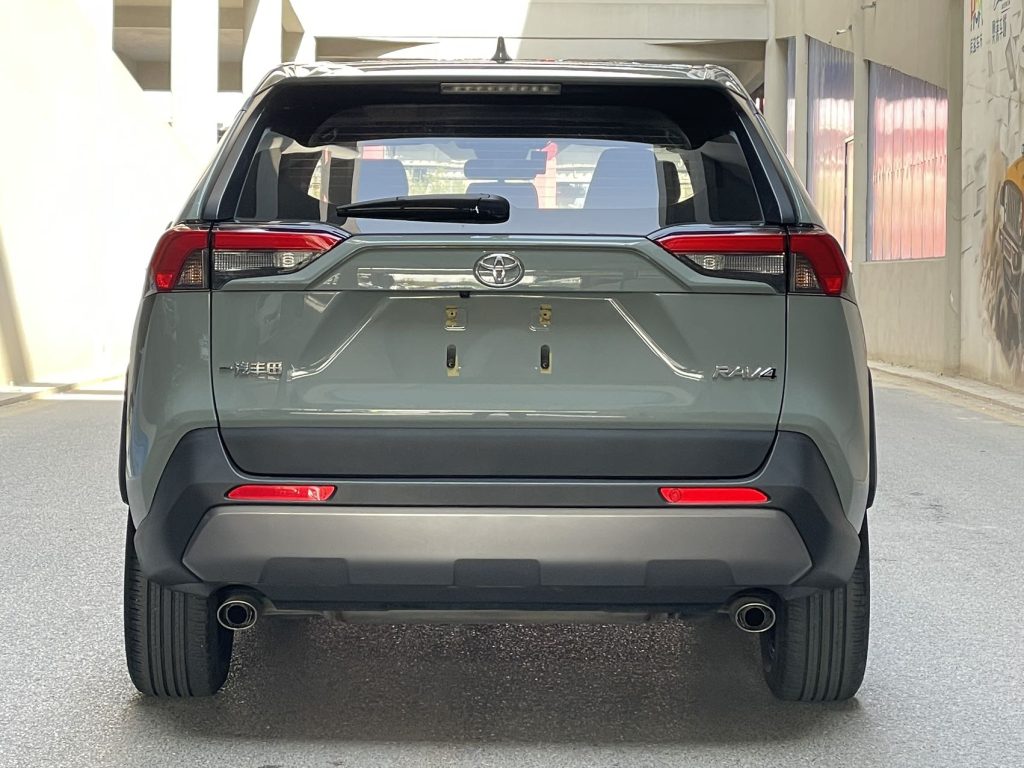 Toyota RAV4 2022 2.0L CVT 2WD Style Edition - Huishida Trading