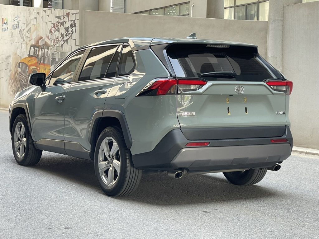 Toyota RAV4 2022 2.0L CVT 2WD Style Edition - Huishida Trading
