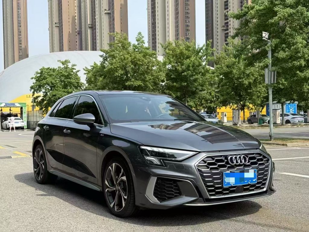 Audi A3 2022 Sportback35 TFSI Luxury Sport - Huishida Trading
