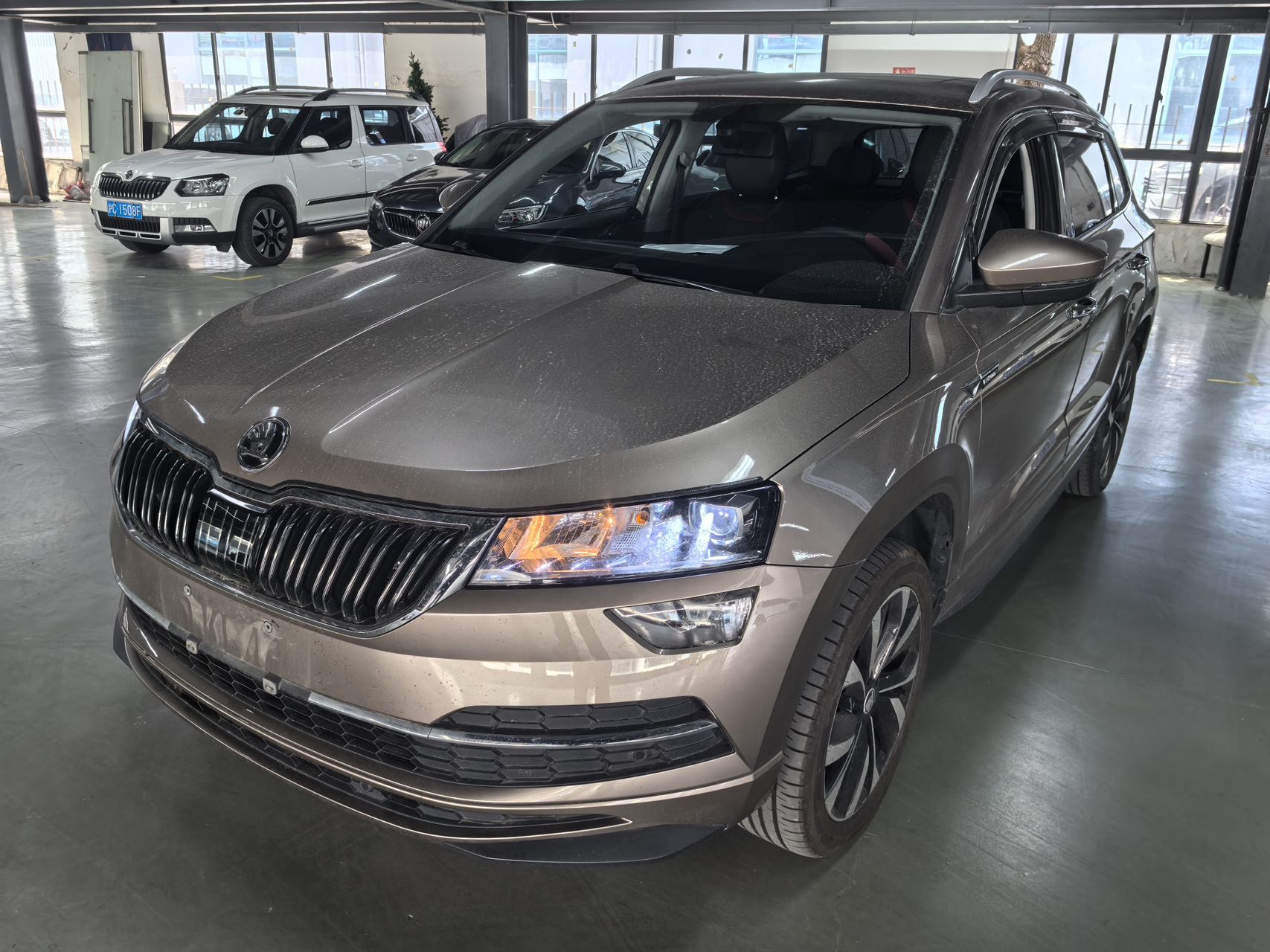 karoq 2022 TSI280 Premium Edition