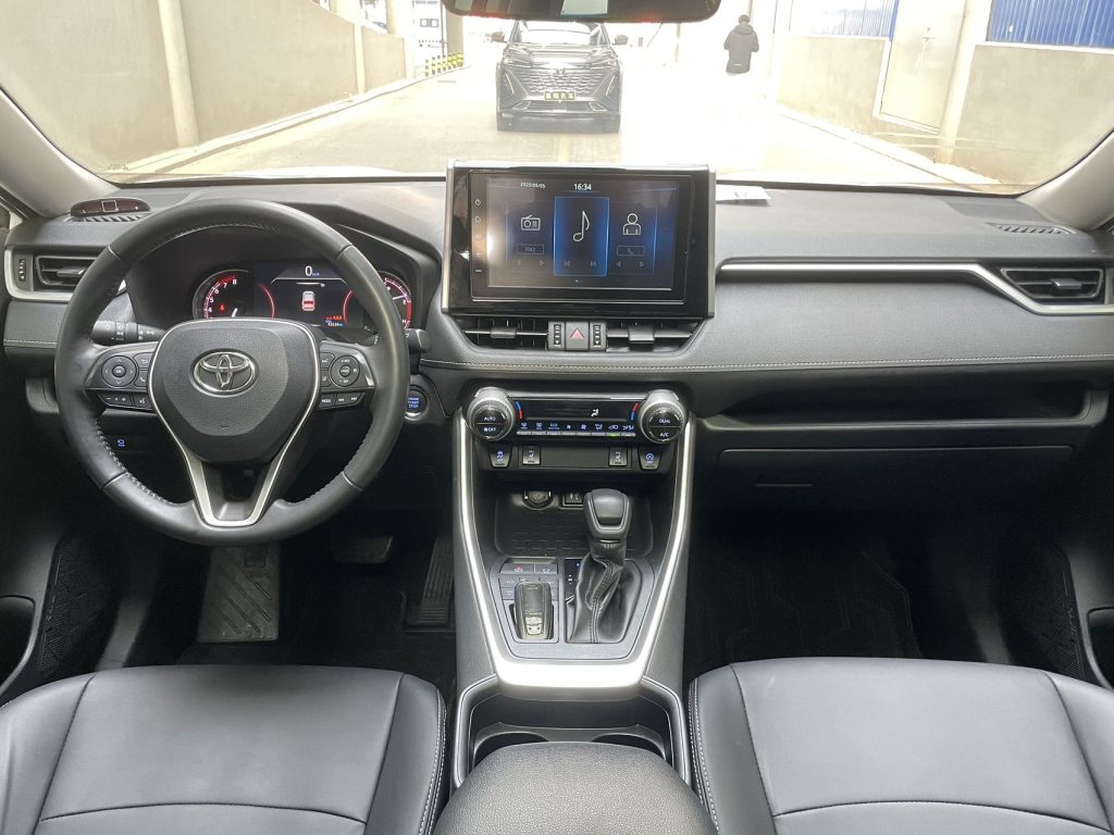 Toyota RAV4 2020 2.0L CVT 4WD Style Edition - Huishida Trading