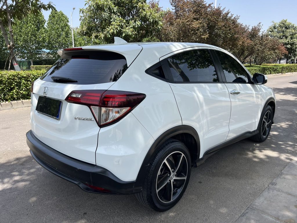Honda VEZEL 2020 1.5L CVT Deluxe - Huishida Trading