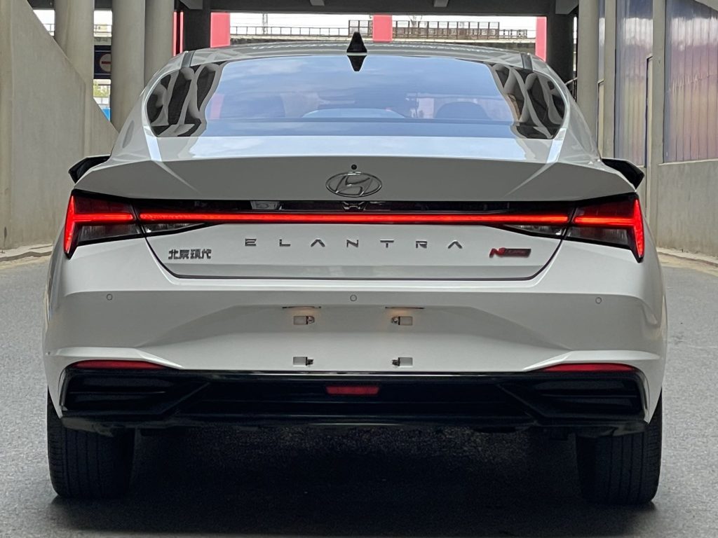 Hyundai Elantra 2021 1.5L CVT LUX Premium Edition National VI - Huishida Trading