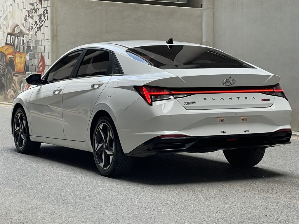 Hyundai Elantra 2021 1.5L CVT LUX Premium Edition National VI - Huishida Trading