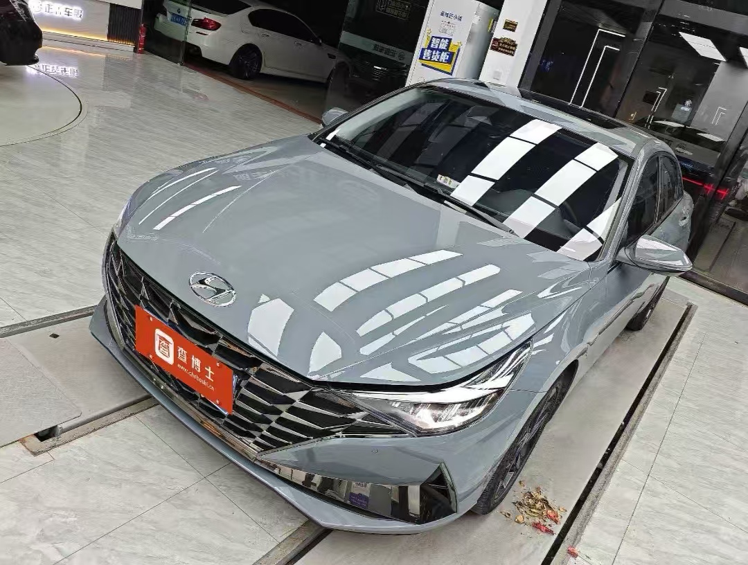 Hyundai Elantra 2022 1.5L CVT LUX Premium