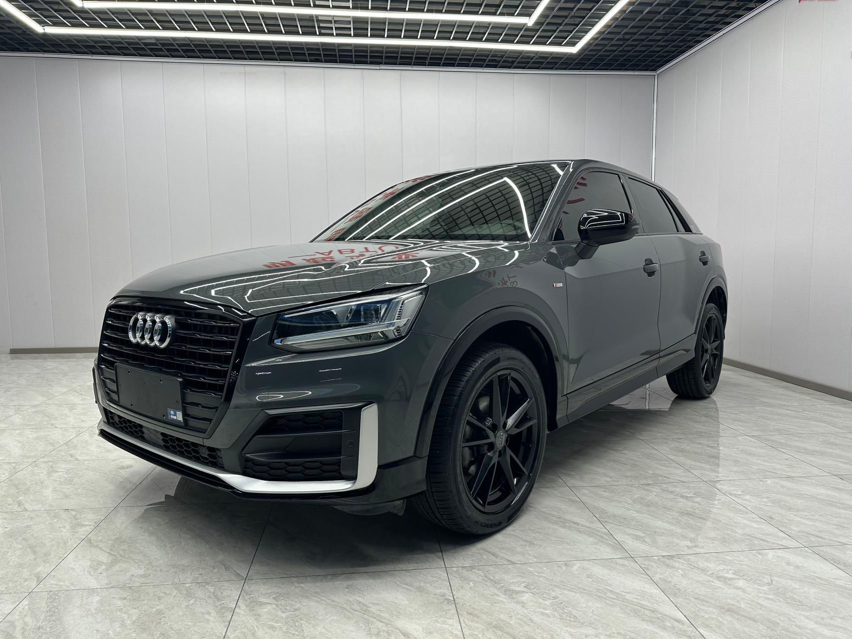 AUDI Q2L 2021 35 TFSI Stylish Dynamic