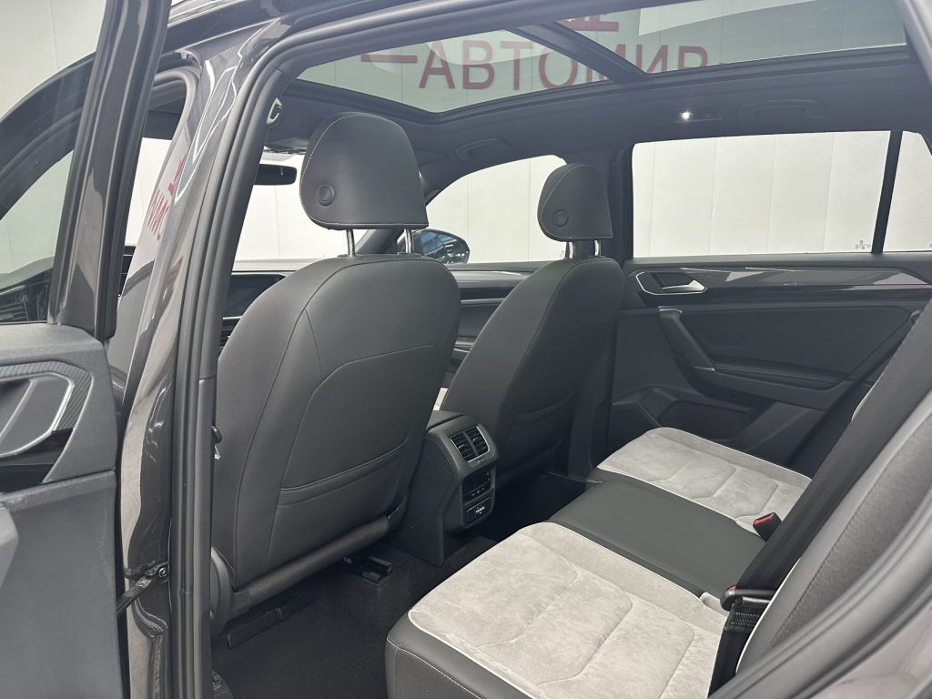 VOLKSWAGEN TAYRON 2020 380TSI 4WD R-Line Intelligent Edition - Huishida Trading