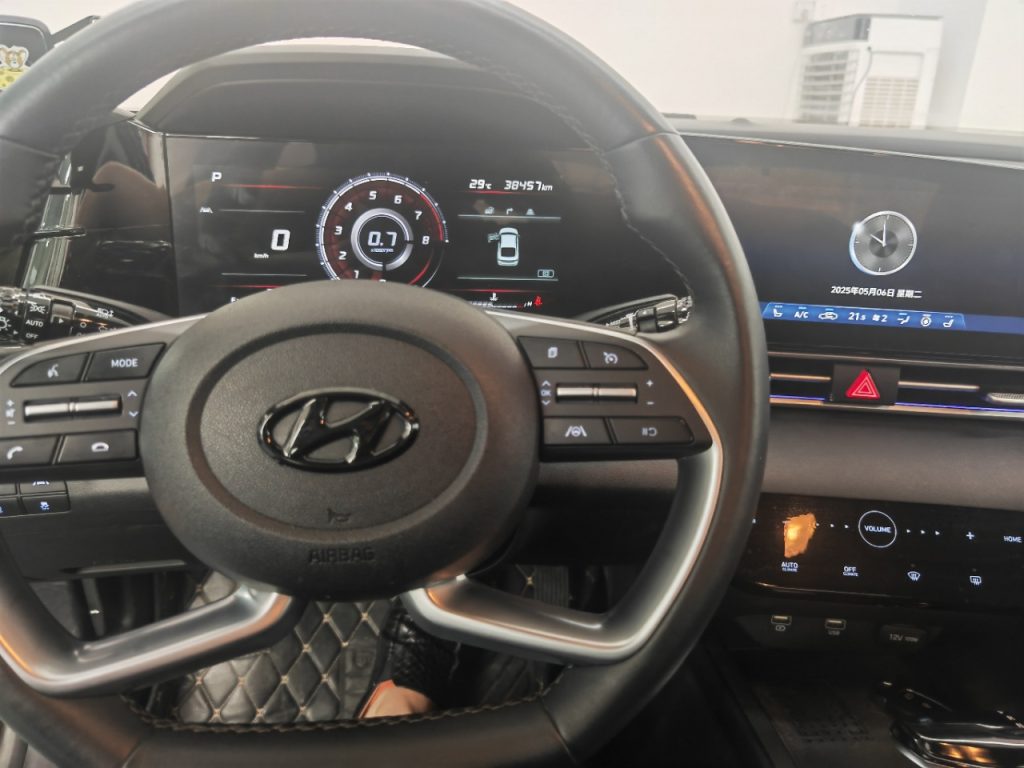 2022 Hyundai Elantra 1.5L Black Knight Limited Edition - Huishida Trading