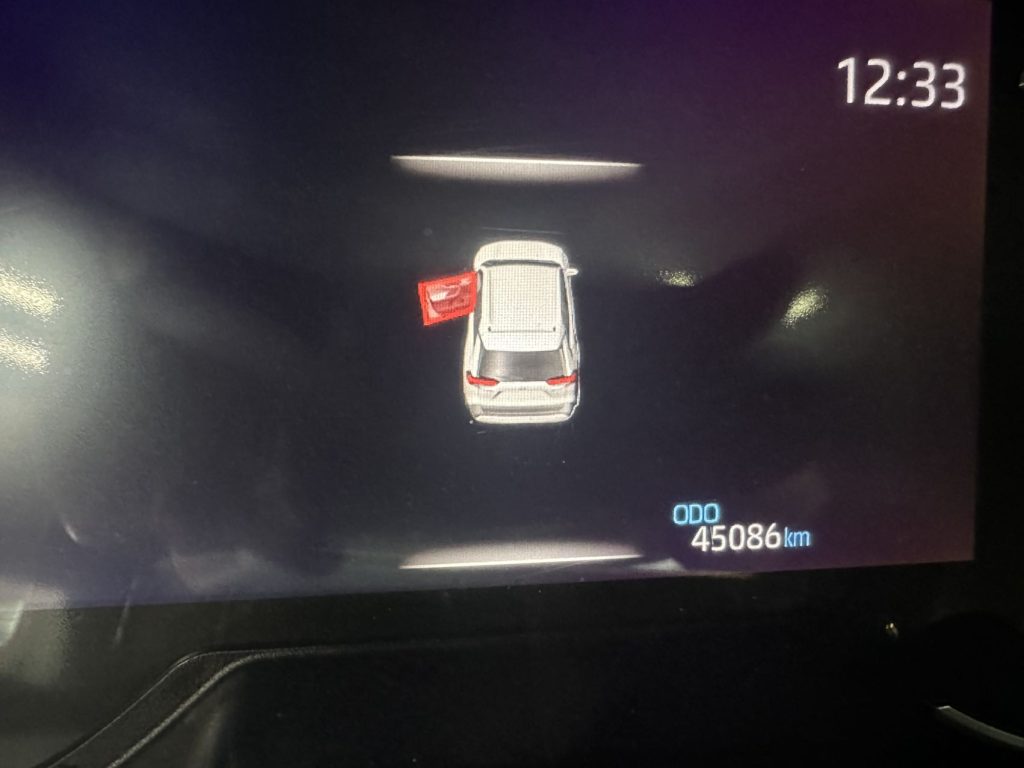 TOYOTA RAV4 RWD 2021 2.0L CVT 4WD Premium Edition - Huishida Trading