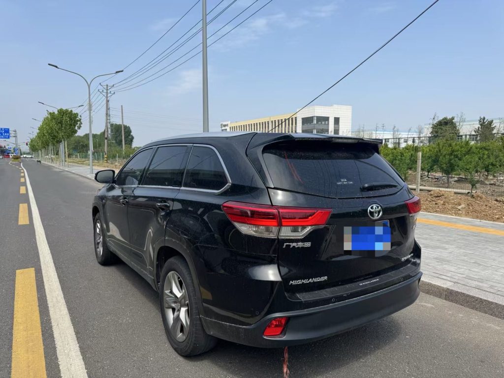 2021 HIGHLANDER 2.0T 4WD Luxury 7-Seater - Huishida Trading