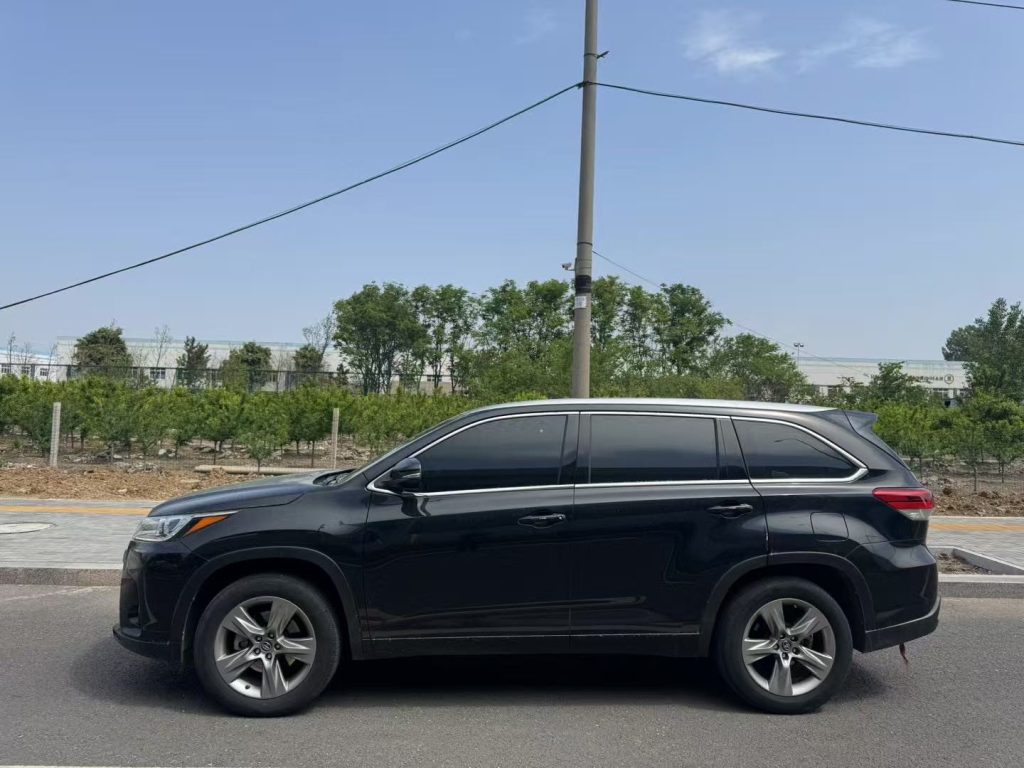 2021 HIGHLANDER 2.0T 4WD Luxury 7-Seater - Huishida Trading