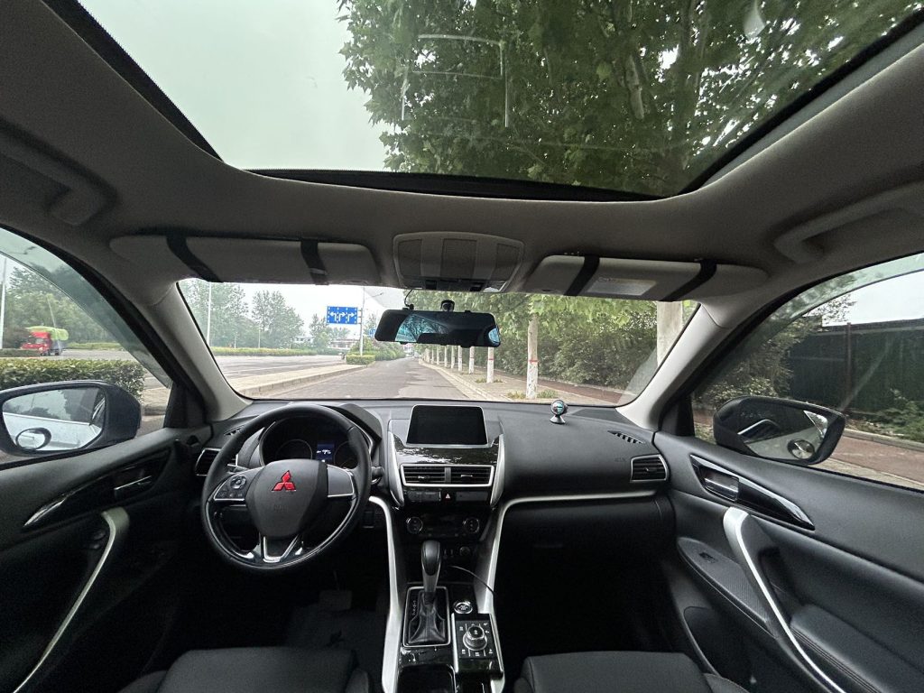 Mitsubishi Eclipse Cross 2021 1.5T CVT 4WD Ignition Edition - Huishida Trading
