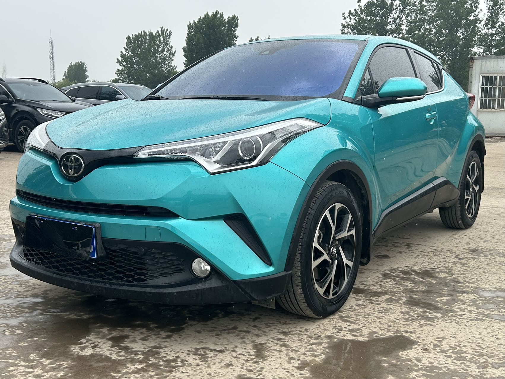 Toyota C-HR 2020 Leading Edition