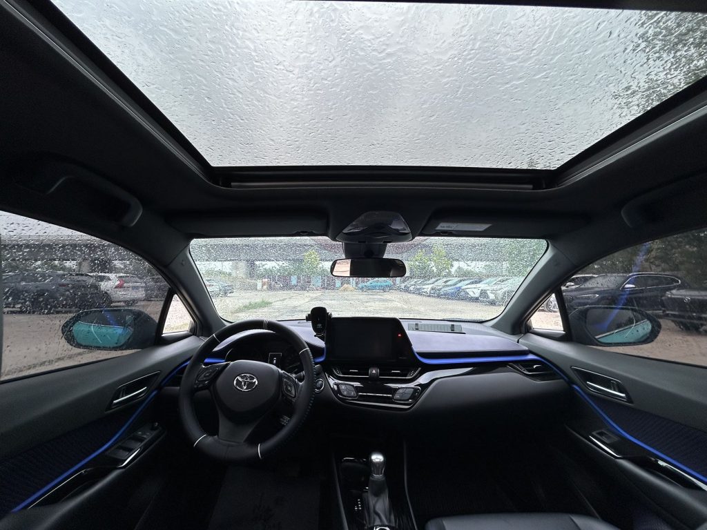 Toyota C-HR 2020 Leading Edition - Huishida Trading