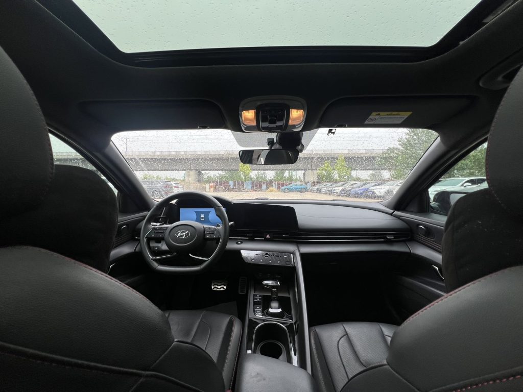 Elantra 2021 240 TGDi DCT TOP Signature Edition - Huishida Trading