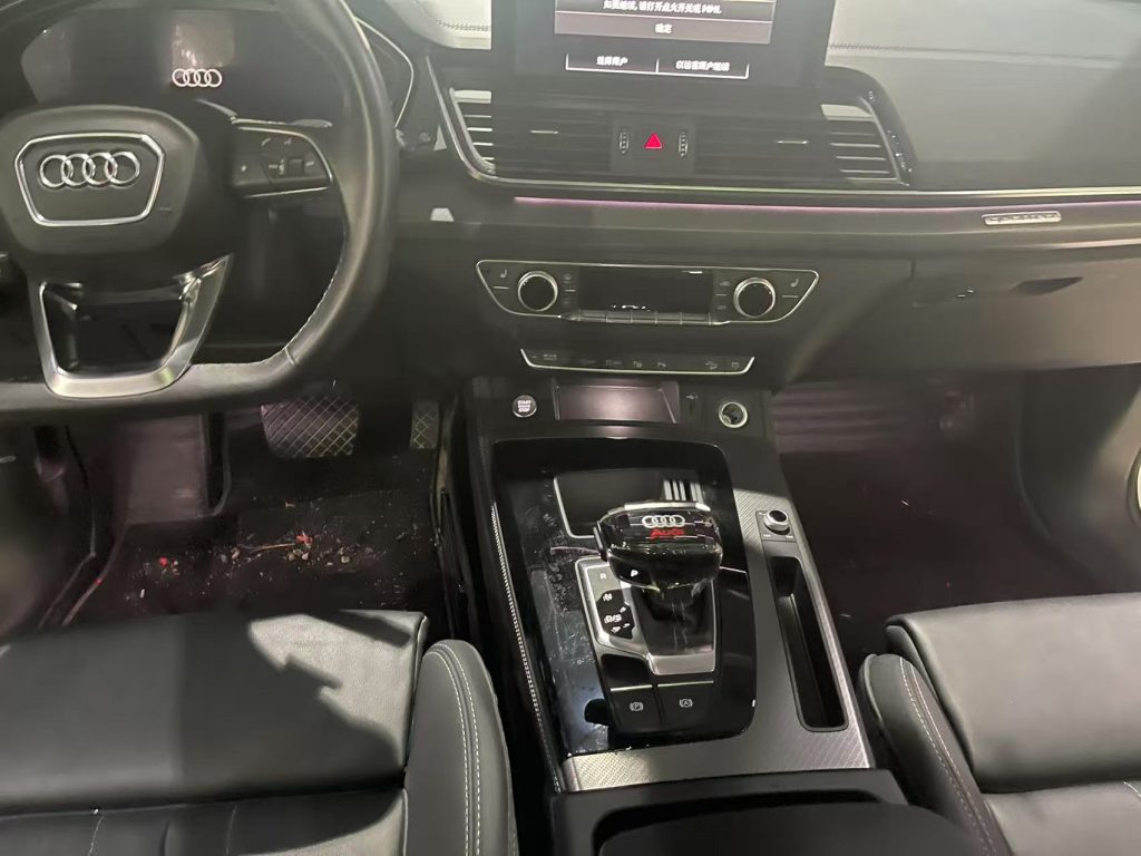 Audi Q5L 2022 40T Luxury Dynamic - Huishida Trading