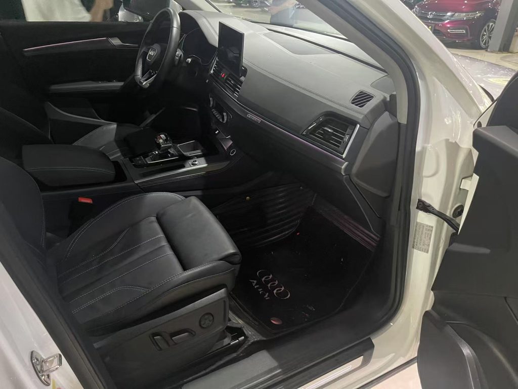 Audi Q5L 2022 40T Luxury Dynamic - Huishida Trading