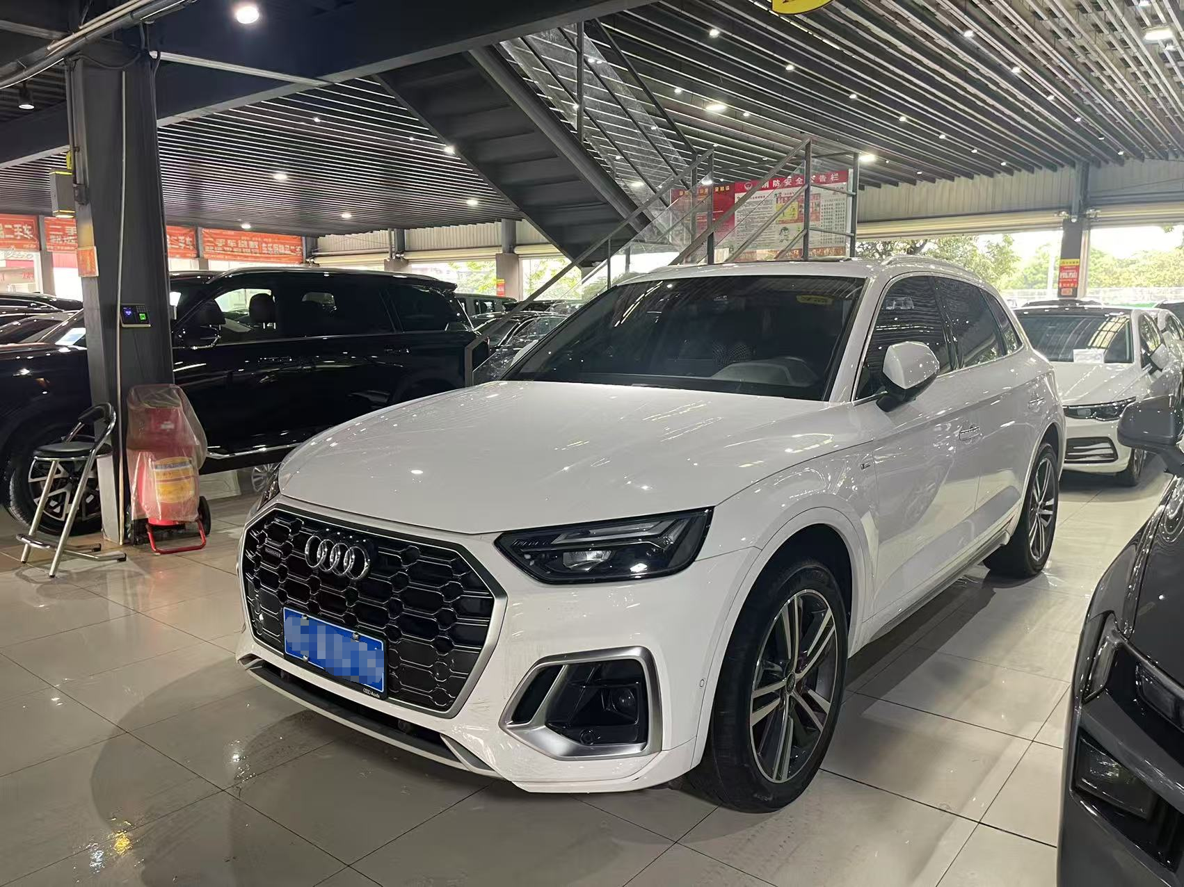 Audi Q5L 2022 40T Luxury Dynamic