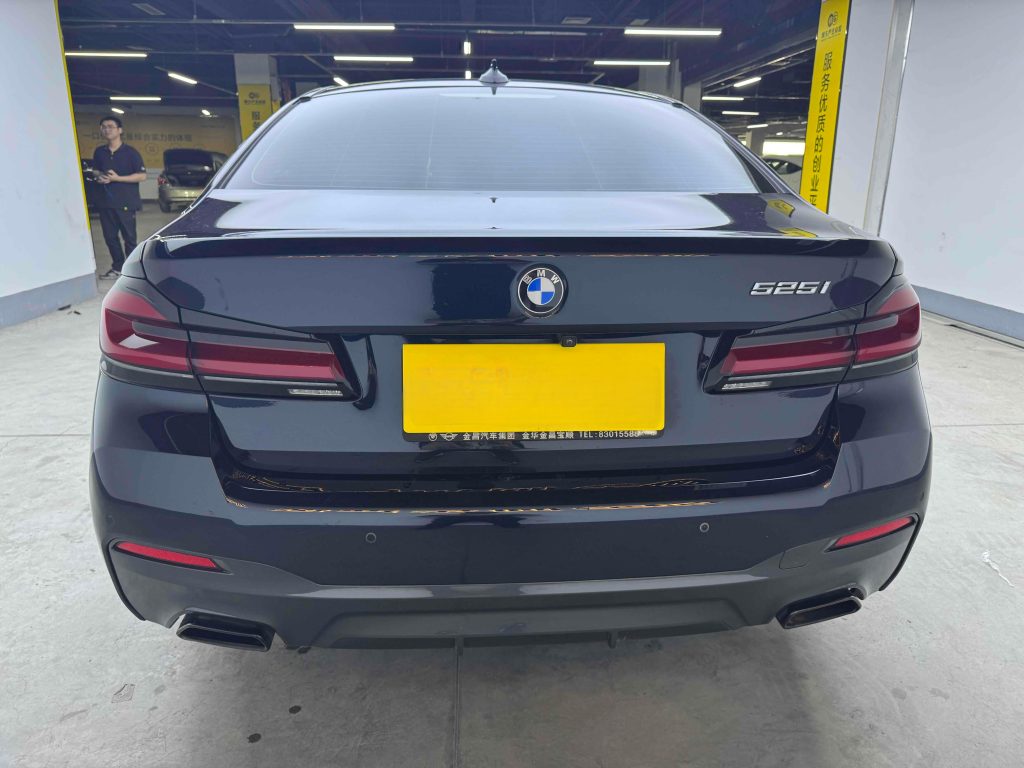 BMW 5 серии (импорт) 2022 Модифицированный 525i M Sport Package - Huishida Trading