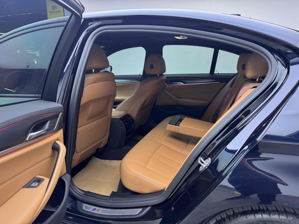 BMW 5 серии (импорт) 2022 Модифицированный 525i M Sport Package - Huishida Trading
