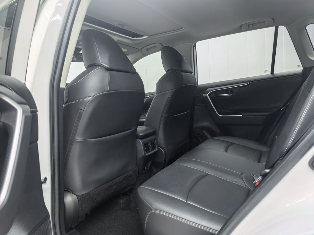 Toyota RAV4 2020 2.0L CVT 2WD Style PLUS Edition - Huishida Trading