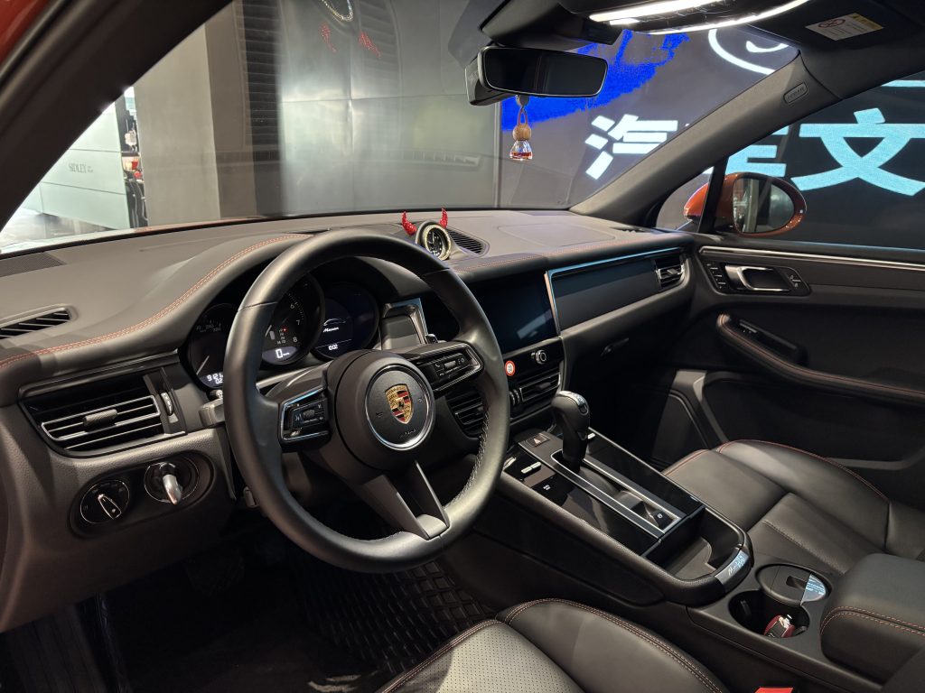 Porsche Macan 2023 Macan 2.0T - Huishida Trading