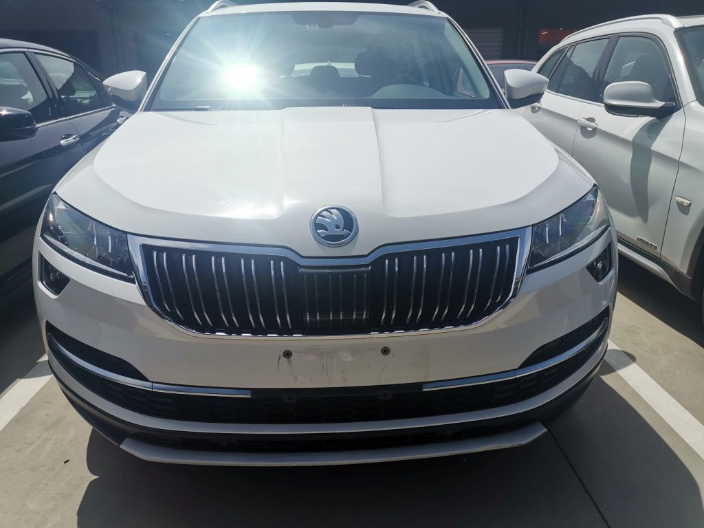 karoq 2020 TSI280 Intelligent Luxury Edition National VI - Huishida Trading