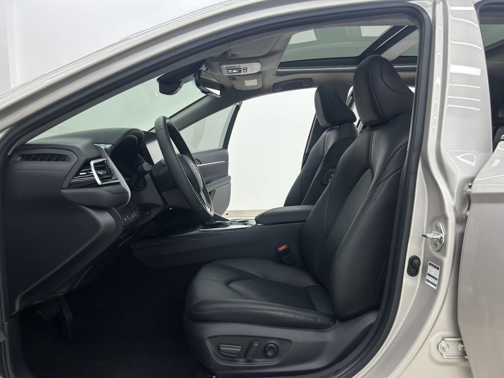 Toyota Camry 2021 2.5G Luxury Edition - Huishida Trading