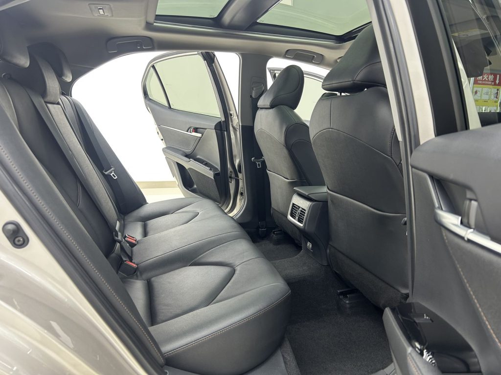 Toyota Camry 2021 2.5G Luxury Edition - Huishida Trading