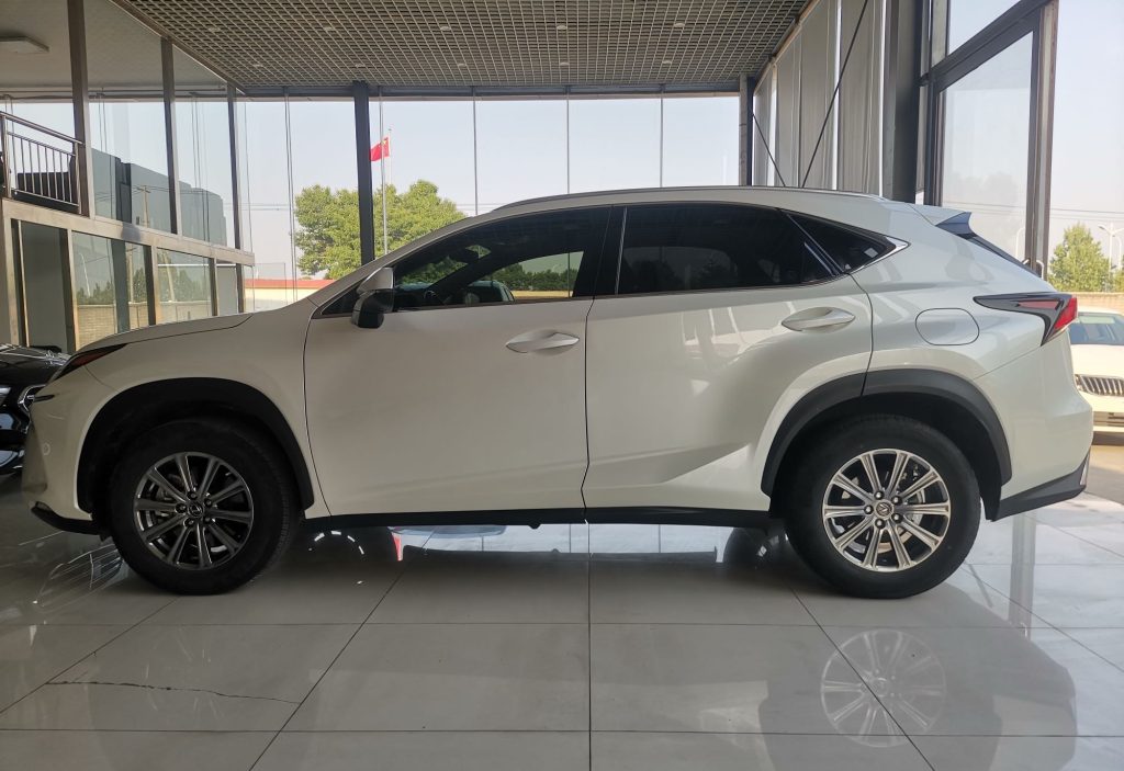 Lexus NX200 2020 200 със задвижване на всички колела Frontier Edition National V - Huishida Trading