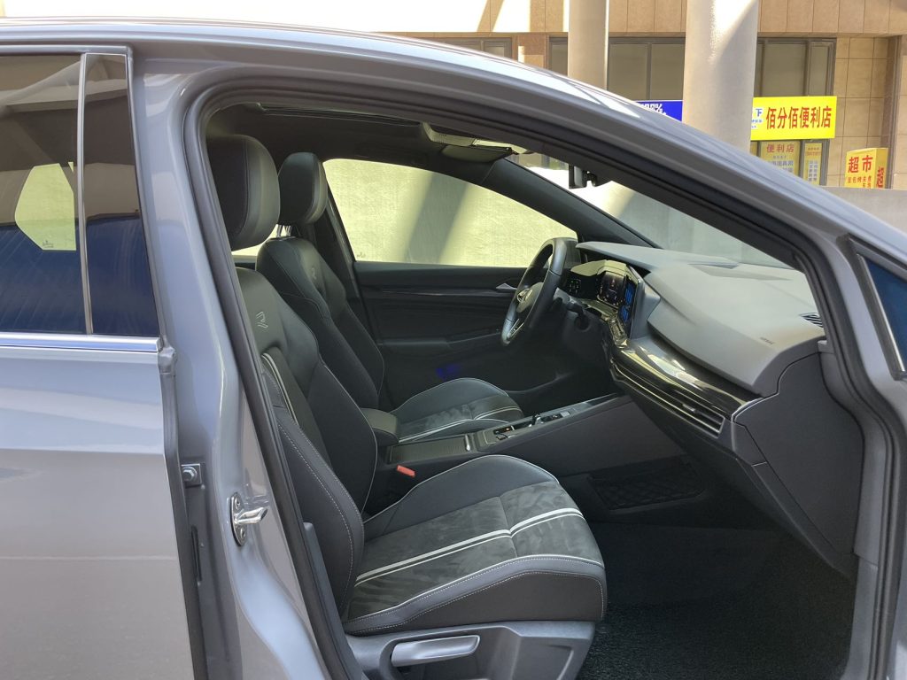 VOLKSWAGEN GOLF 2021 280TSI DSG R-Line - Huishida Trading