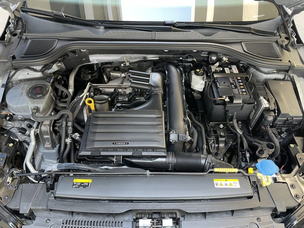 VOLKSWAGEN GOLF 2021 280TSI DSG R-Line - Huishida Trading