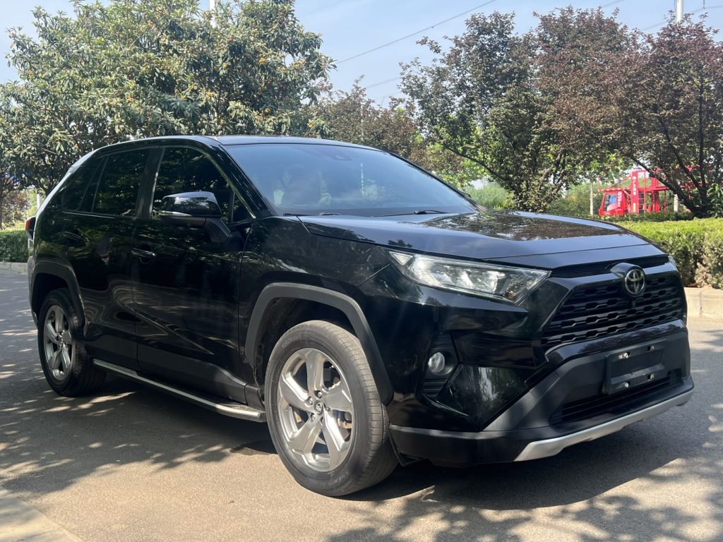 RAV4 2021 2.0L CVT 2WD Style PLUS Edition - Huishida Trading