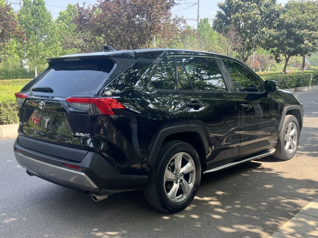 RAV4 2021 2.0L CVT 2WD Style PLUS Edition - Huishida Trading