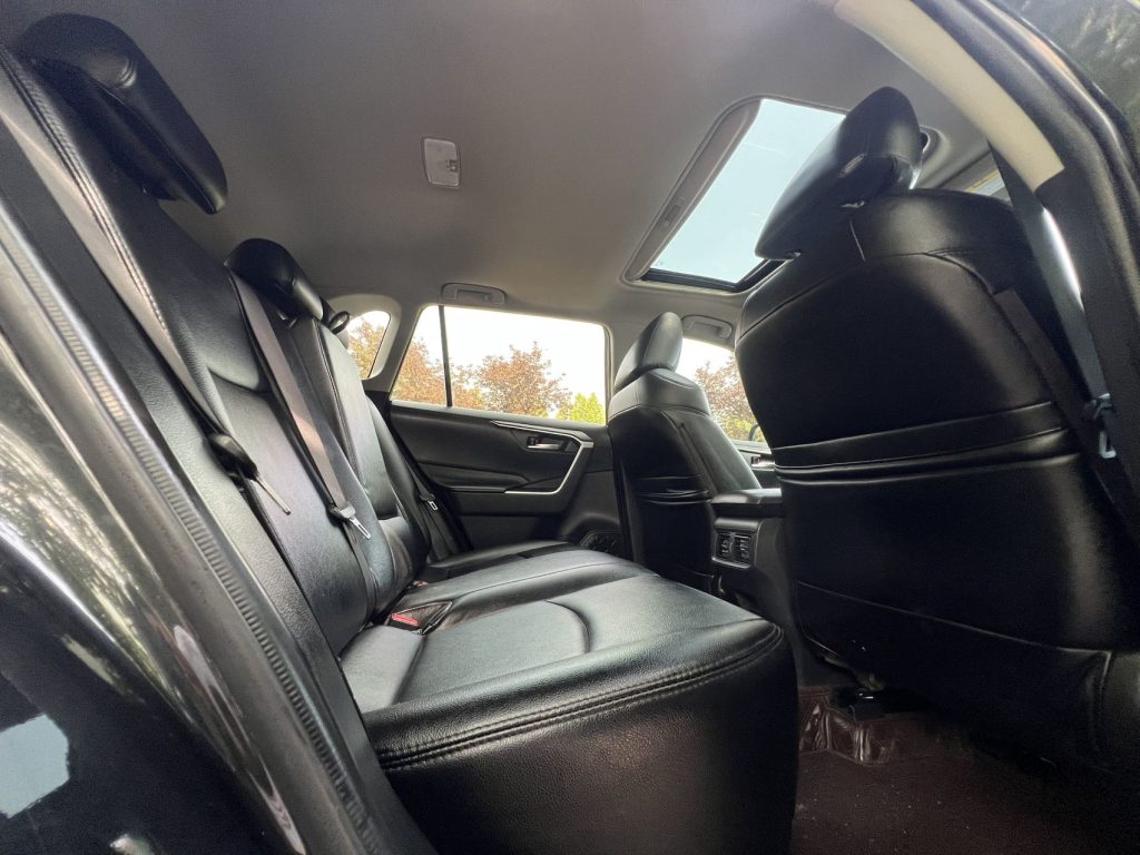 RAV4 2021 2.0L CVT 2WD Style PLUS Edition - Huishida Trading