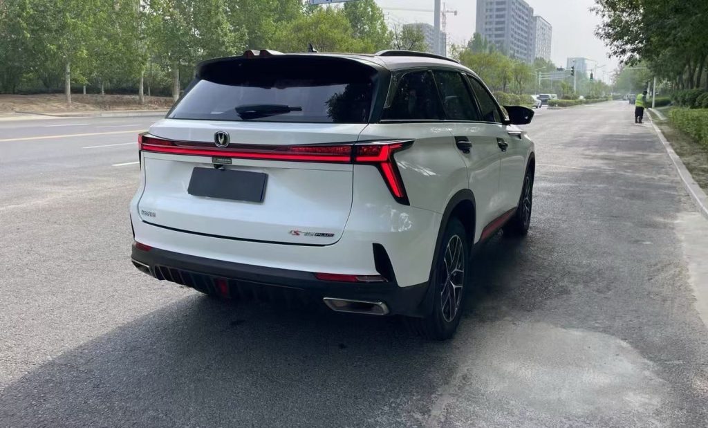 CS75PLUS 2022 2 поколение 1.5T Auto Premium - Huishida Trading