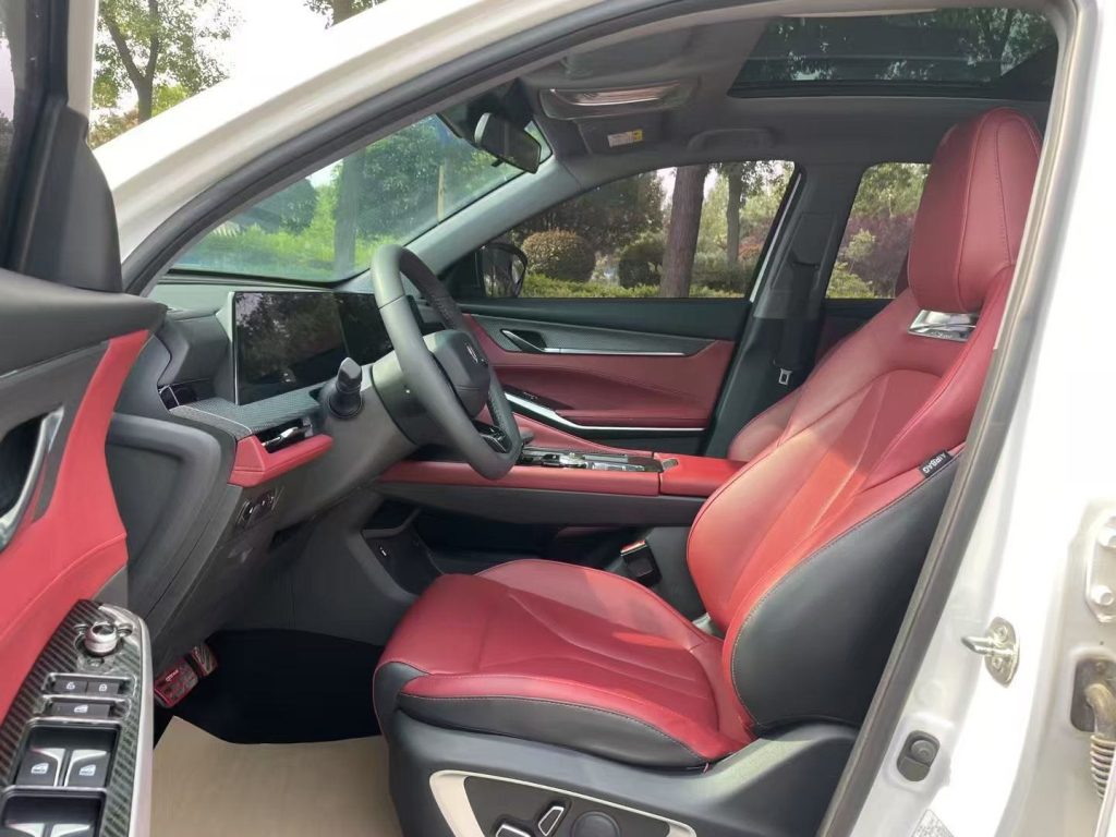 CS75PLUS 2022 2 поколение 1.5T Auto Premium - Huishida Trading