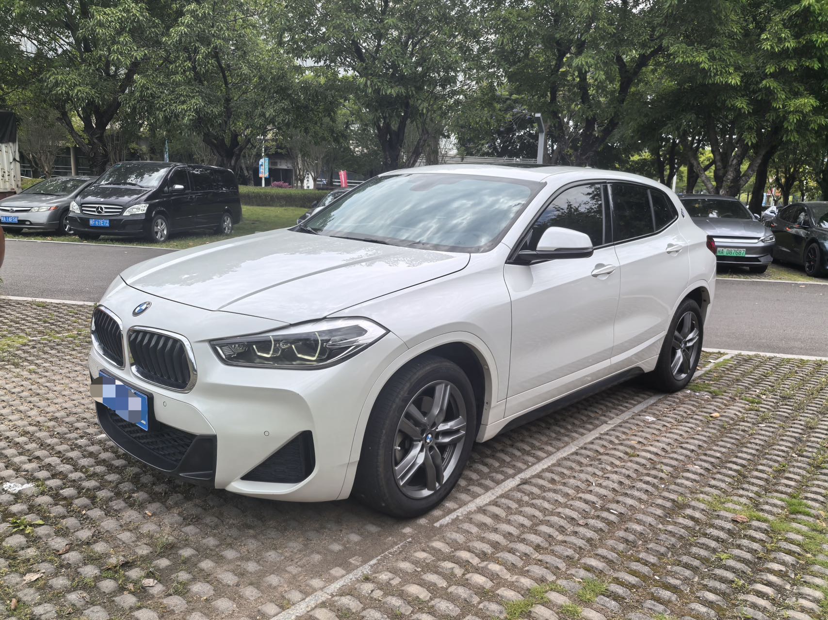 BMW x2 2022 sDrive25iM Спортивный пакет