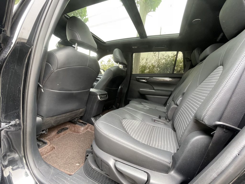 Toyota CROWN KLUGER 2021 2.5L HEV 4WD Premium Edition - Huishida Trading
