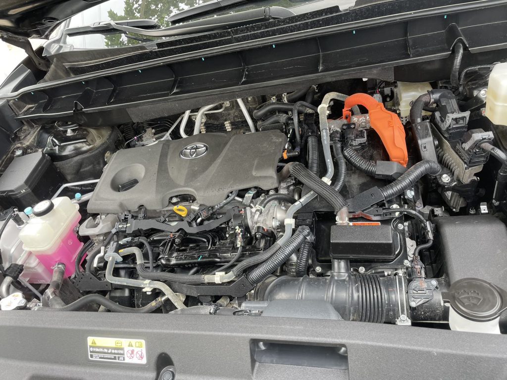 Toyota CROWN KLUGER 2021 2.5L HEV 4WD Premium Edition - Huishida Trading