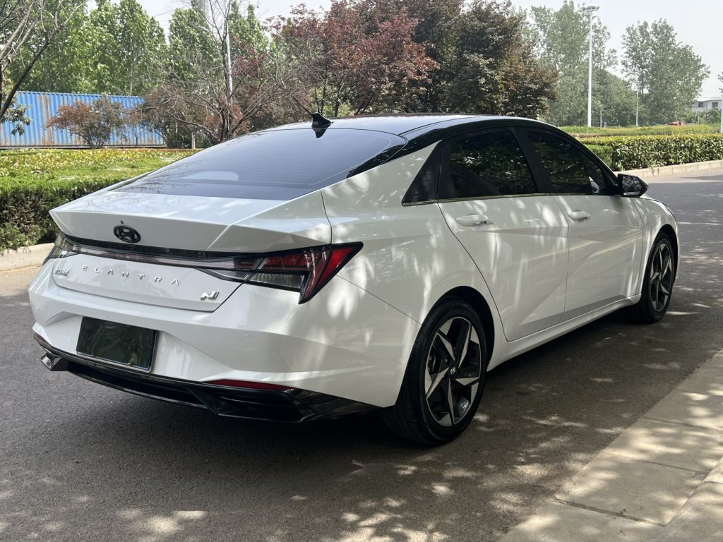 Hyundai Elantra 2021 1.5L CVT LUX Premium - Huishida Trading